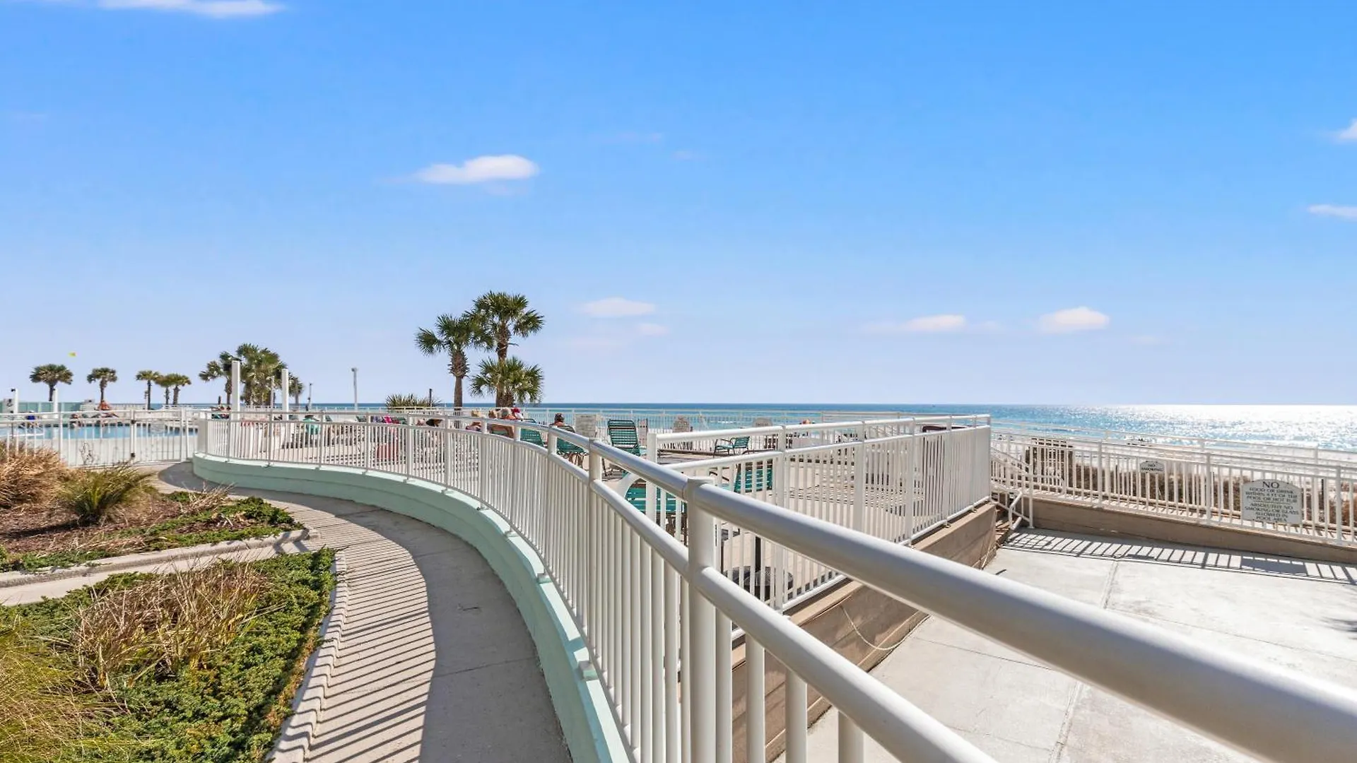 Steps To Paradise: Ground-Floor 2Br/2Ba Beachfront Condo, Sleeps 8, Gulf Views! Панама-Сити 0*,  США