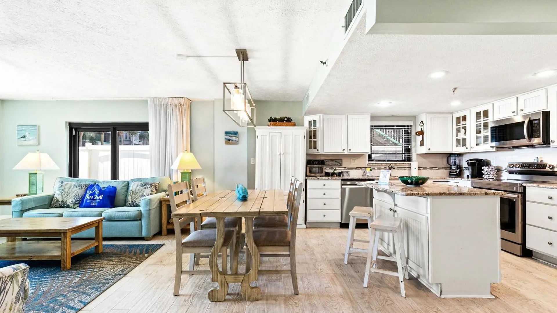 Steps To Paradise: Ground-Floor 2Br/2Ba Beachfront Condo, Sleeps 8, Gulf Views! Panama City Beach