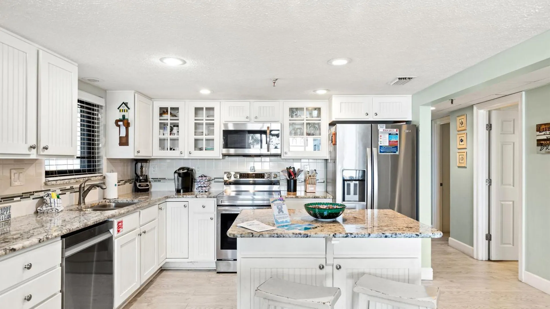 Steps To Paradise: Ground-Floor 2Br/2Ba Beachfront Condo, Sleeps 8, Gulf Views! Panama City Beach
